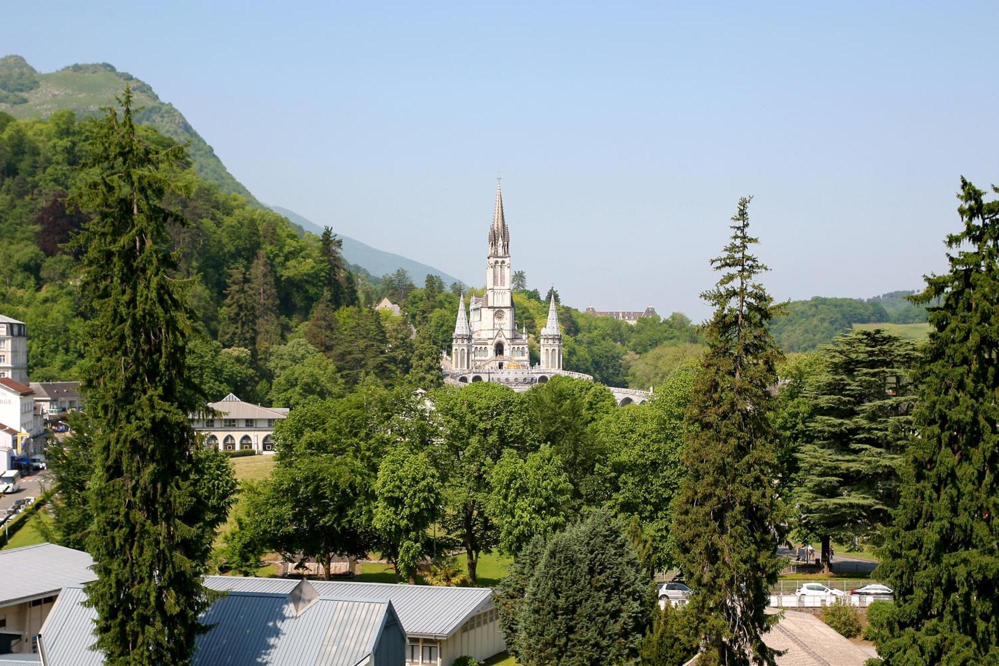 Hotel Montfort Lourdes Dış mekan fotoğraf